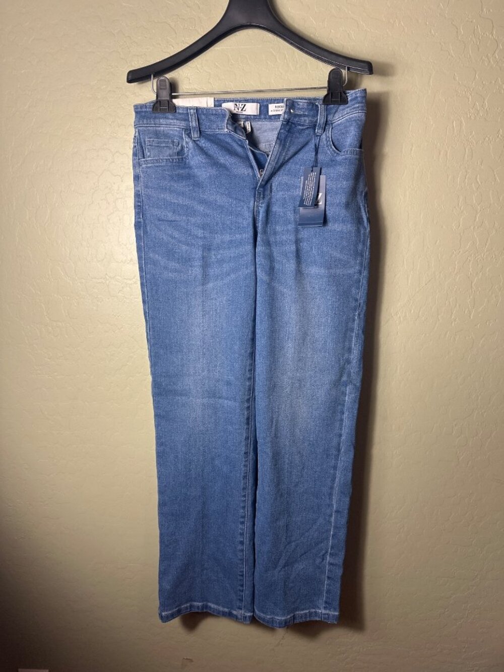NIC+ZOE Women's "26" Recess Straight Ankle Jeans, Silverstone - Picture 3 of 8